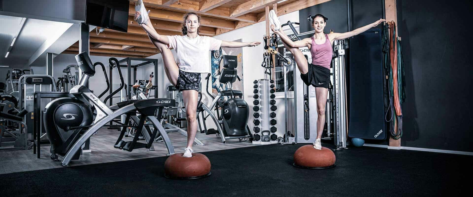 Personal-Fitness-Training für Nachwuchssportler mit einen Trainer